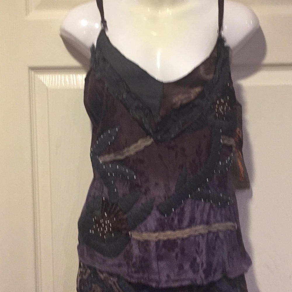 Camisole/tank v neckline mixed colours plum/brown